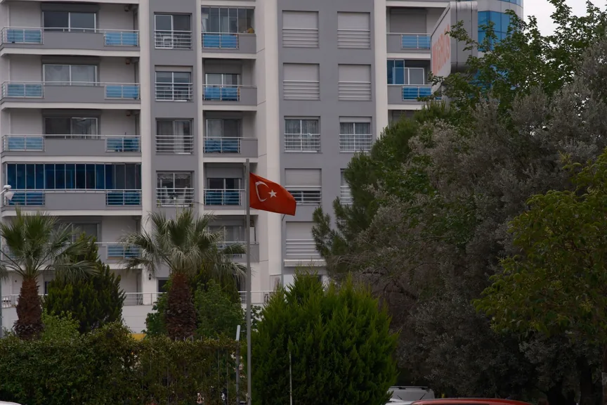 Bayraklı İzmir konum haritasi
